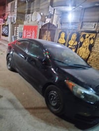 سياره فورتي 2016 حادثها جاملغ وباب جهت السايق بدون دواخل مكان بغداد ال...