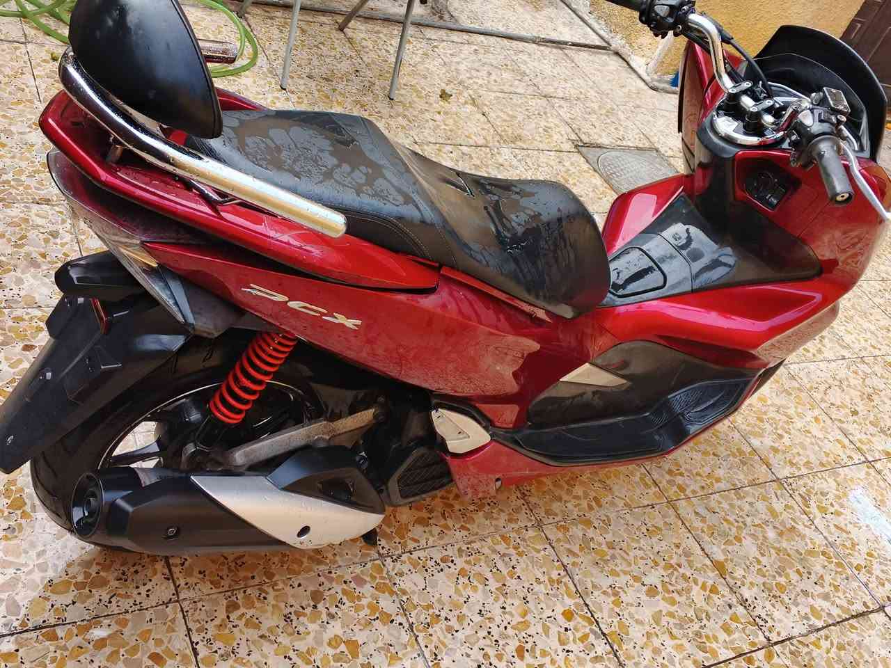 سلام عليكم بي سي اكس للبيع الجيل الثالث بصمة كاملة اي نقص مابيها السعر 13 قفل بسعر الجيل الاول بس محتاج الفلوس واريد ابيع مكاني البياع***********
