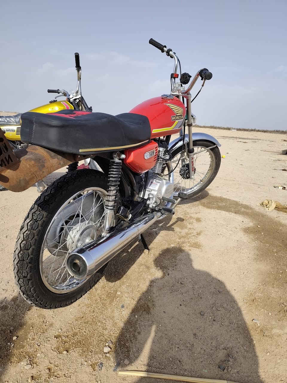 دراجه للبيع مديل 25بعده ع سحكك دراجه زيرو شرط ما مبدله دهن بس دهن الشركه ذابينه دراجه كلك كلك مكاني ع طريق كربلاء نجف عمود 842اليحب يتواصل على هاذ الرقم ***********هاذ صاحب الدراجه ول يريد يتفضل خاص بخدمته سعره 600قفل بدون عمله
