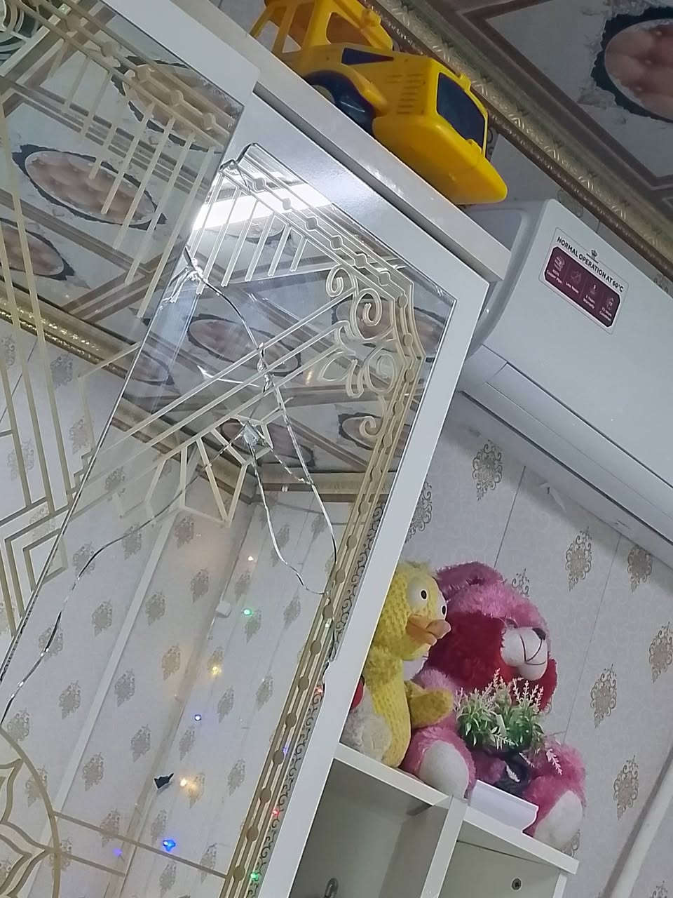 السلام عليكم غرفه للبيع العنوان البصره حي الكفائات السعر مليون وقابل للتفاوض خاص


**إذا كنت صاحب هذا الإعلان وتريد حذفه لأي سبب، رجاءا أرسل رسالة إلى الدعم الفني**