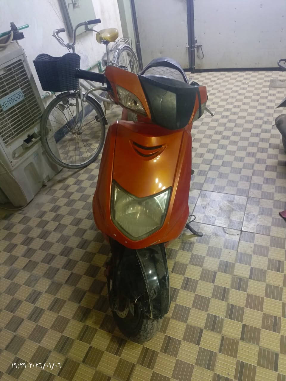 سكنز نثيه مكينه جديده كفرات نضيفه سوادات ختم واحد كهربائيات كلهه شغاله فط باتريهه ضعيف السعر 300و بيهه مجال العنوان بابل الحصوه الرقم ***********
