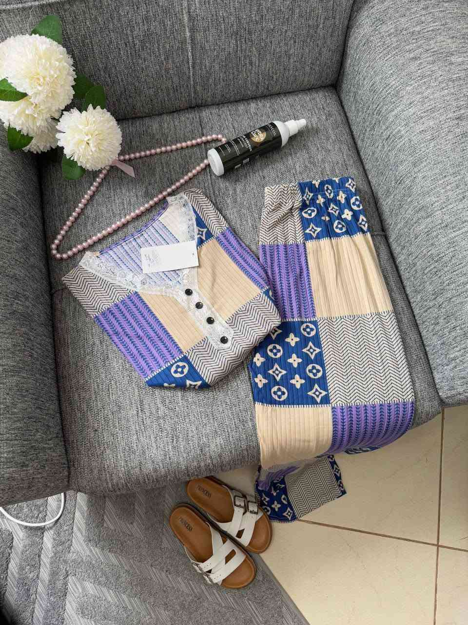 تيسي ربي يبارك بارد وحنين كاليتي🇪🇺 ماشاء الله 
ليطاي m/l/xl/ xxl
توصيل متوفر الدفع عند الاستلام


**إذا كنت صاحب هذا الإعلان وتريد حذفه لأي سبب، رجاءا أرسل رسالة إلى الدعم الفني**