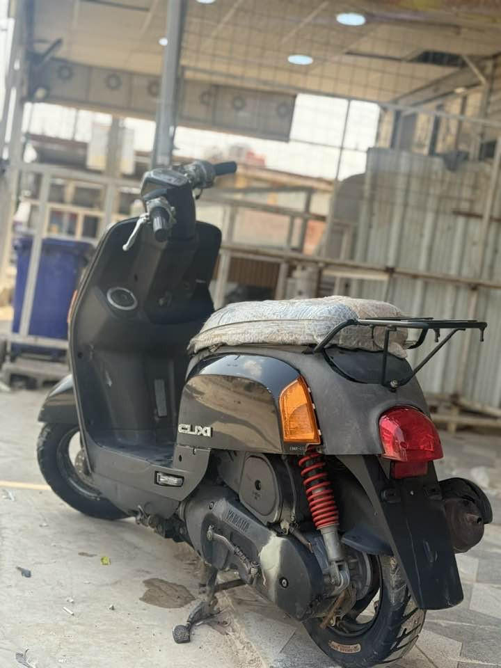 سلام عليكم بوليس للبيع دراجة بلادية الدراجة خير من الله السعر خاص ***********
