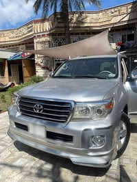 اخوان لاند كروز بريمي للبيع   موديل 2014  المواصفات GX.R  مكينه V6  4....