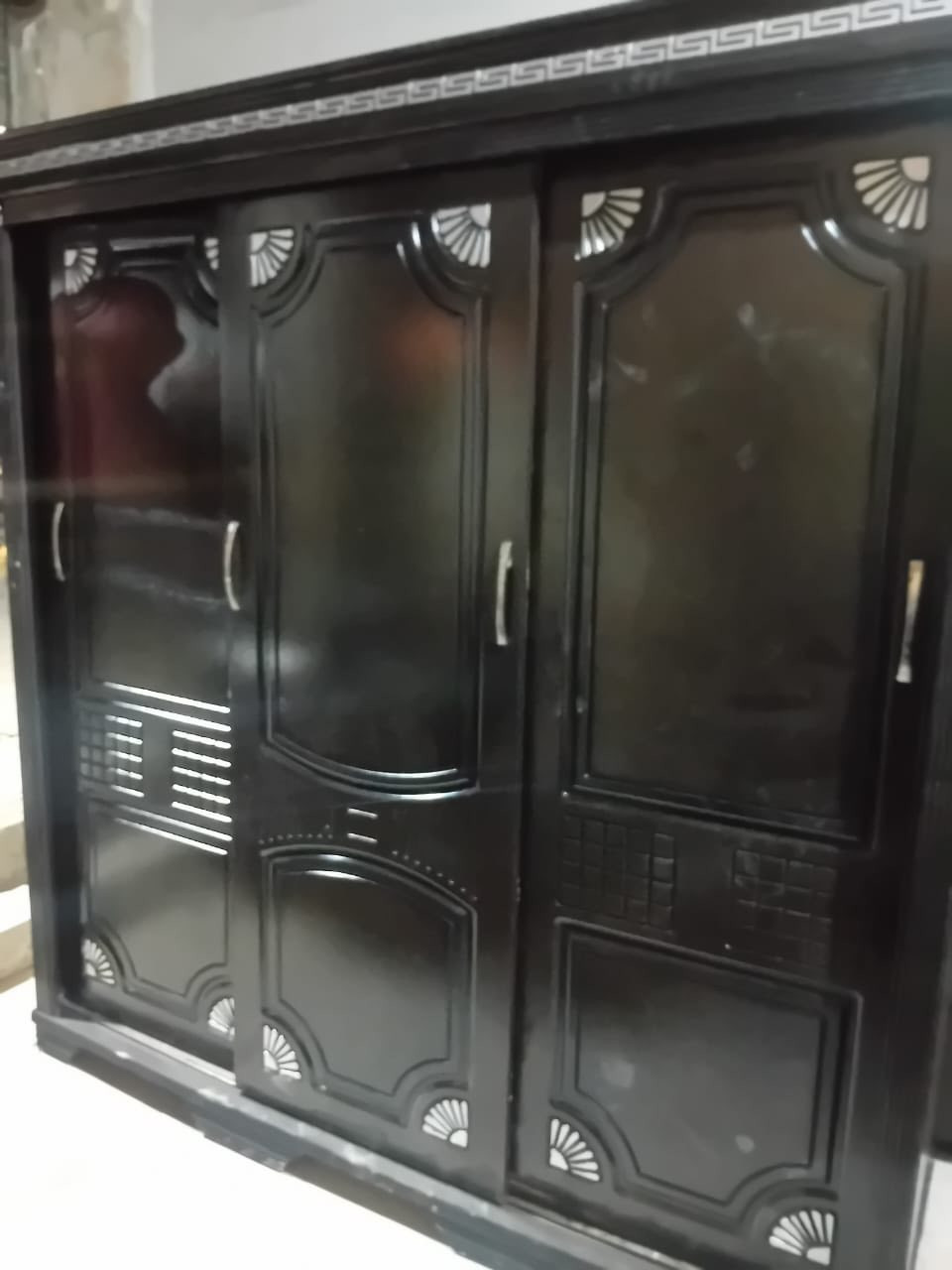 خزانة ٣ بواب وتخت مفرد ونص وبيرو والمراي موجودة تبع البيرو نضافة توب السعر مليونين ونص


**إذا كنت صاحب هذا الإعلان وتريد حذفه لأي سبب، رجاءا أرسل رسالة إلى الدعم الفني**