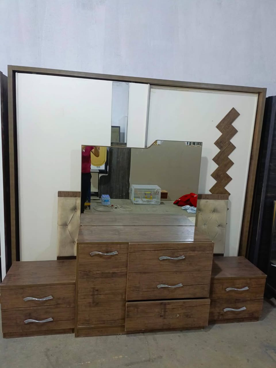 موجود انواع غرفه النور مستعمل اللي يريد يخابر على الرقم***********📱📞

