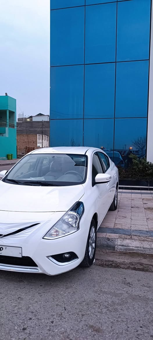 سلام عليكم.      للبيع فقط.     بدون مراوس.    
نيسان  صني مصري 2025اربيل بسم شركة وكاله مداور كل مشكله مابيه.  ماشيه (28)ألف كفاله عامه فول مواصفات كير مكينه حداديه تبريد كفاله عامه تخم تاير على وضع الشركه حتا السبير  السياره بعدها على وضع الشركة السعر 122وبيها مجال حك الجيه مكاني 
النجف للستفسار  ***********
