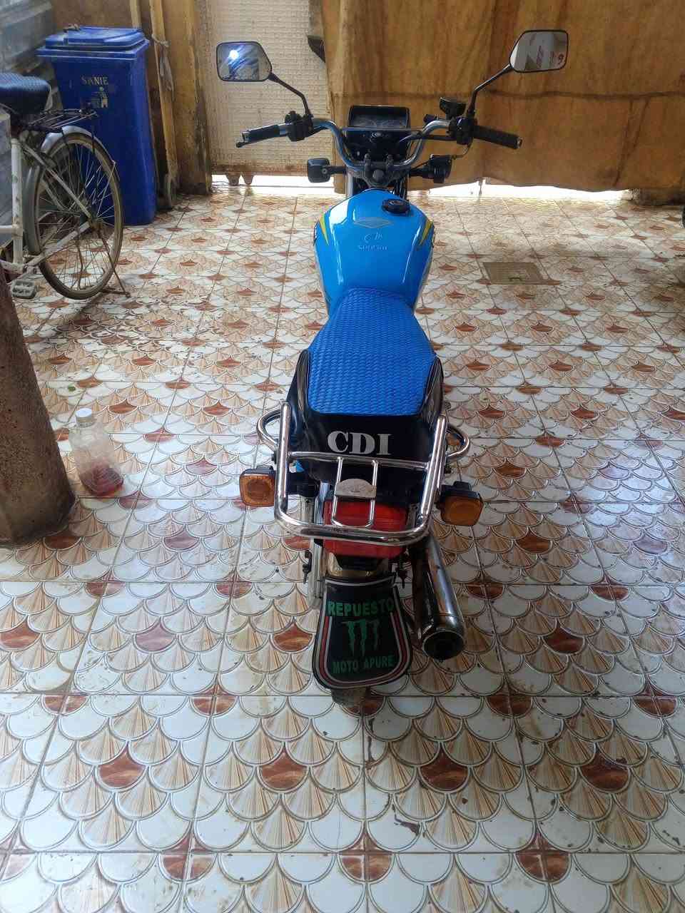 سيفان موديل ٢٠١٩
كامل من كلشي 
اورق أصولية 
السعر ٣٥٠
كاطون الرازي قرب السرية 
***********
