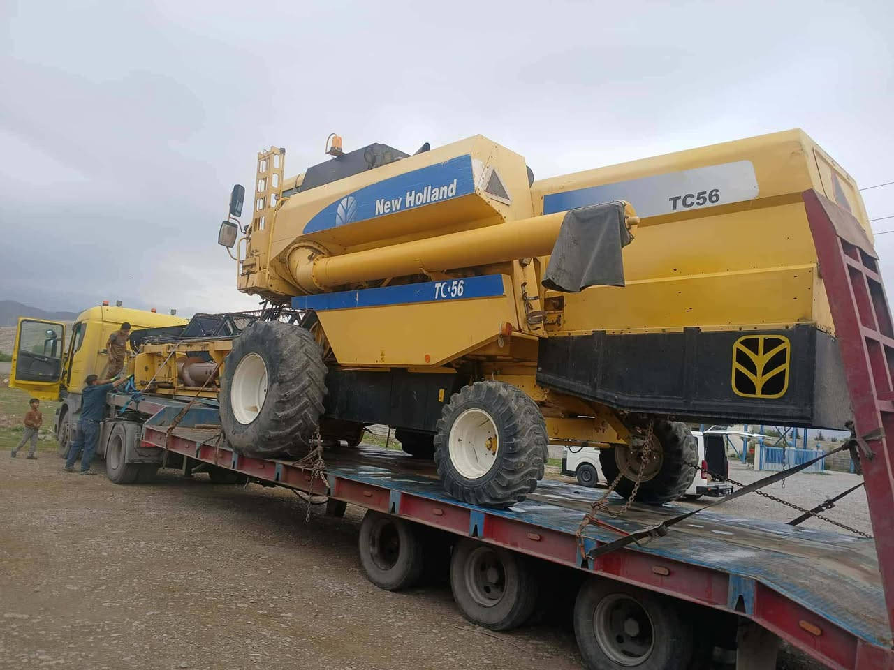 سلام عليكم حاصودة ٥ بلم هيدرو تك درام موديل ٢٠٠٥ رقم أربيل سنويه لل ٣٠  محرك شركه لاتنقيص ولا بخارسعر ٦٣ بيهه مجال ***********.  ***********  مكان بغداد الرضوانيه
