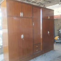 قنصور • ملحق • ٥ أبواب