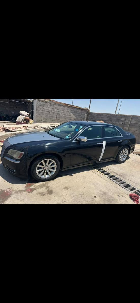 سلام عليكم  اوبامه  12كلين اربيل  كفاله  جاهزه  كير محرك حداديه تخم تاير محرك 3600السياره جاهزه من كل النواحي السعر 163ورقه وبيه مجال ترهم وكاله تريد تحويل المكان ميسان هاتف *********** واتساب موجود
