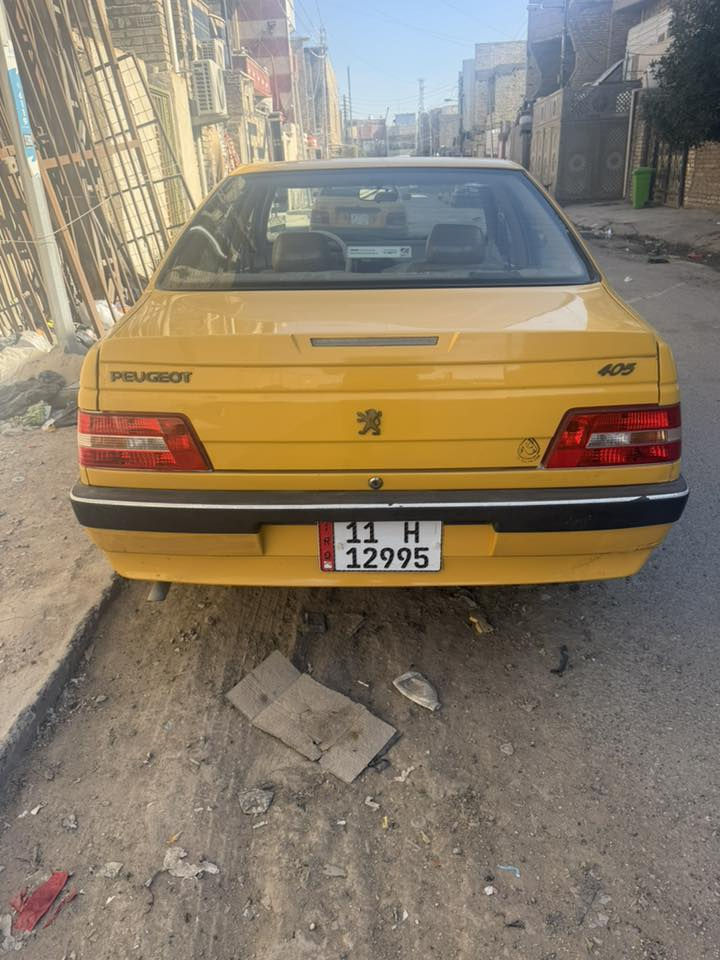 سلام عليكم بيجو لميس للبيع موديل 2016 السياره نضيفه وحلوه رقم إنكليزي بسمي ثاني يوم تحويل عارضهه 45وبيه مجال الطيبين عنواني بغداد حي اور  رقم التليفون *********** مامتواجد على الانترنيت
