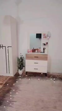 تركي • مستعمل شهر • ميز تواليت