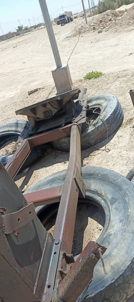 سلام عليكم اخوان صينيه ودبل شاصي كامل 
للستفسار اتصال ‏‪***********‬‏
