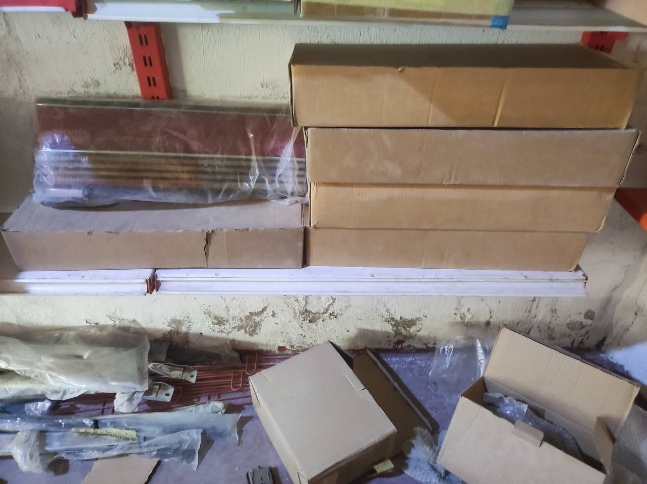 بك لايت كراوسيده ٨٨ و٩٠ اسعار مناسبه ***********
