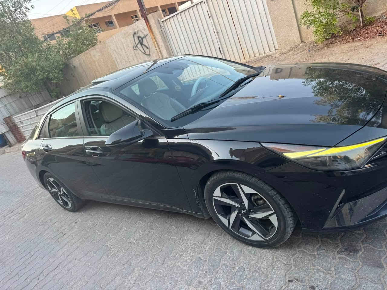 سلام عليكم النترا امريكي 2021 لمتد فول الفول حادث موضح بلصور بنيد مبدل جاملغ نفسه يعني صبغ بنيد وجاملغ فقط بدون شاصي ولغد بدون ايرباك رقم اربيل باسمي كير مكينه على وضع الشركه 
السعر ١٣٠ مجال بسيط رقمي *********** مكاني بغداد
