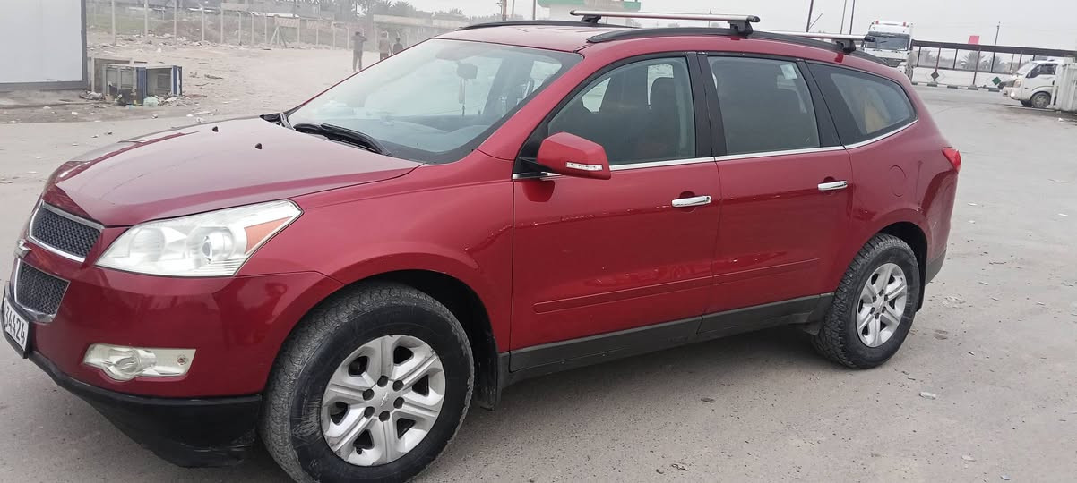 ترافس 2012 سياره جاهزه فقط ترايك وين ميعجبك مراوس ب7 راكب او احدث من الي عندي السياره رقم بغداد انكليزي السياره بلحله ***********
