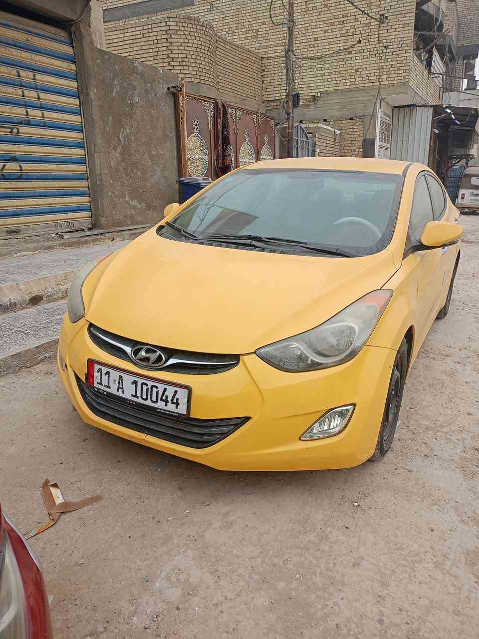 يا الله السلام عليكم
النترا موديل 2013 امريكي  
حادثها باب فقط 
سيارةجديده وحلوه مال جناي
مكينة گير حدادية تبريد على الفحص
حجم المحرك 2000 دوش المرغوب لا تبخير ولا تنقيص    
تحكم ستيرن
داخل لونين
تدفئه تبريد  
تدفئة كشنات 
مكان السيارة بغداد
رقم بغداد بسمي تحويل ثاني يوم  مصفره هيئه وغرامات 
 اي استفسار عن الرقم ***********
