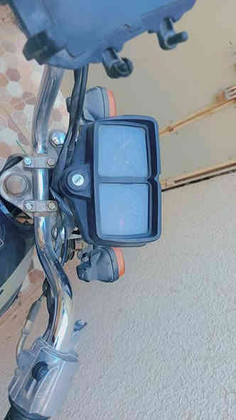 سلام عليكم شباب دراجة ايراني نامة أوراق كاملة شغالة كهرباىيات وغيرها 
السعر 700الف 
العطل بيها فقط كرنك
العنوان البصرة الزبير ***********
