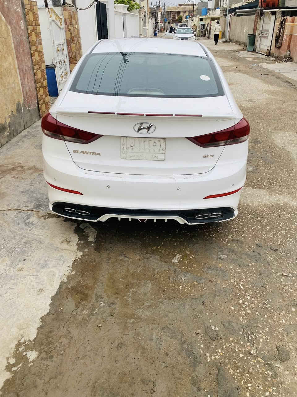 السلام عليكم 

ألنترا 2017 خليجي للبيع 

فئه ال GLS أعلئ فئه بالالنترا 

فول مواصفات عدا البصمه 

رقم بغداد باأسمي 

حساس خلفي 

كاميرا خلفيه 

مري شفط 

3 انظمه قياده 

مكينه 2000 دوش

ناقل الحركه AT

بالحقيقه احلئ من الصوره 

السعر 143 بيه مجال للطيبين بسيط

التفاصيل واضحه بالسونار 

العنوان بابل _ أجبـله 

رقم الهاتف ***********

مايعجبك السعر الله يوفقك السوك بيه أشكال الله يرحم والديك أعبر المنشور
