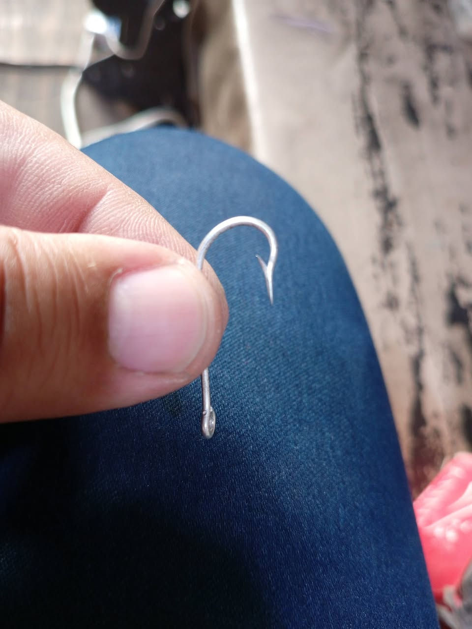 ***********
عدد 50 قطعه بسعر 7 آلاف دينار 
صنع فرنسي اصلي 
واتس اب
