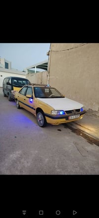 بيجو للبيع مكفوله من ضربه ومن صبغ سياره حلوه جاهزه مديل 2016 مداور ثان...