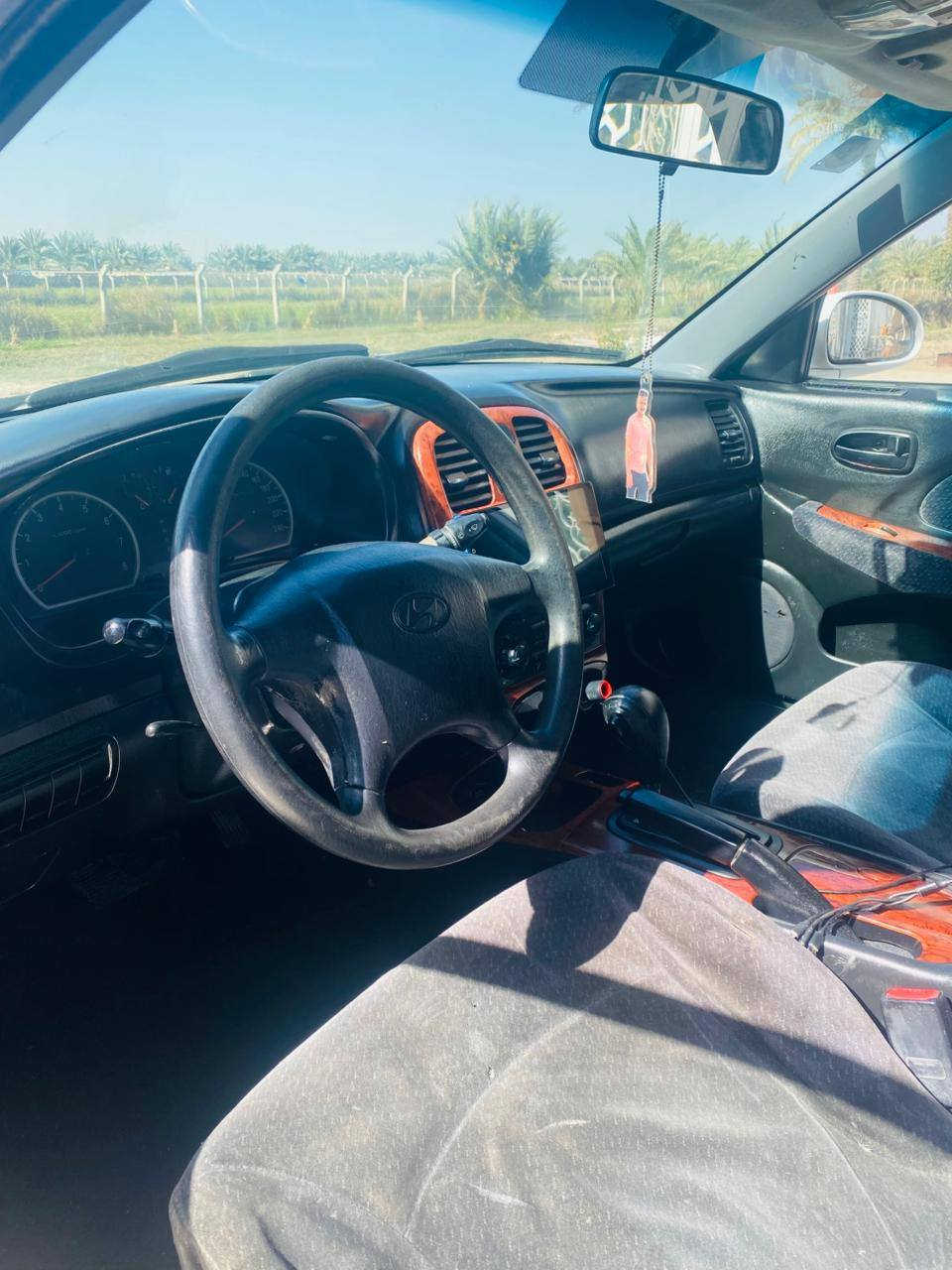 السلام عليكم سوناتا وفود ٢٠٠٢ سياره جاهزه رقم بغداد مصبوغه عام رقم تلفون *********** مكان بابل السعر ٦٧ وبيه مجال
