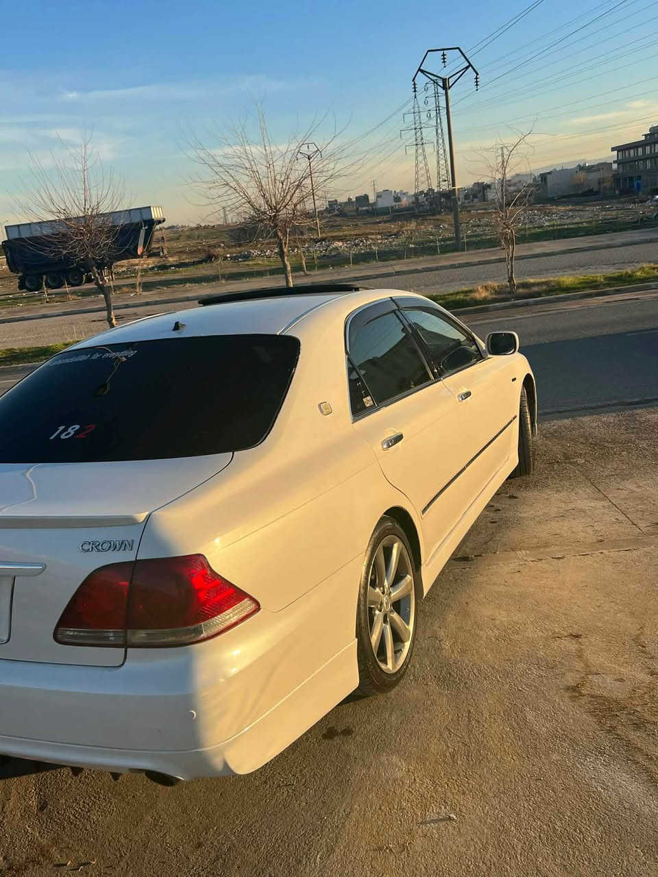 سەرەتا بەناوی خوای گەورە
تکایە هەموو شتێکم نوسیوە بەجوانی بیخوێنەوە 
توێتا کڕاون شاهینە بڕاوە بڕاوە ناو پاکەت📦١٨٢
کامل جایز
جامی پێشو پشتی هەڵگیراوە
٢٠٠٥بەسمە ڕەش
٣دوگمەیە
سەیارەکە زۆر جوانەو بیانو بڕە
کوشن کارەبا
ئاوێنە کارەبا
سوکان کارەبا
تەبریت سارد🥶گەرم🫠بەشەرت
تەقەو ڕەقە بەشەرت
برێک بە شەرت
چوار تایەو ویلی لۆکی دینگەی لەژێردایە
دەعمو لێدراو بەشەرت 
سەقف بەشەرت وەک شوشە وایە
لاشەی لۆک لۆکە
هەموو گیانی بەشەرت
سعر ٥٧گەڵاو مەجەلێکی برایانە
 سەیارەکە سەیارەی ماڵە هی مەعرەز نیە کامل جایز کراوە بۆ نوقسانی مەگەڕێ
ژ.م/***********
ناونیشان پیرەمەگرون
ئەدمین ❤️‍🔥 السليمانية, العراق
