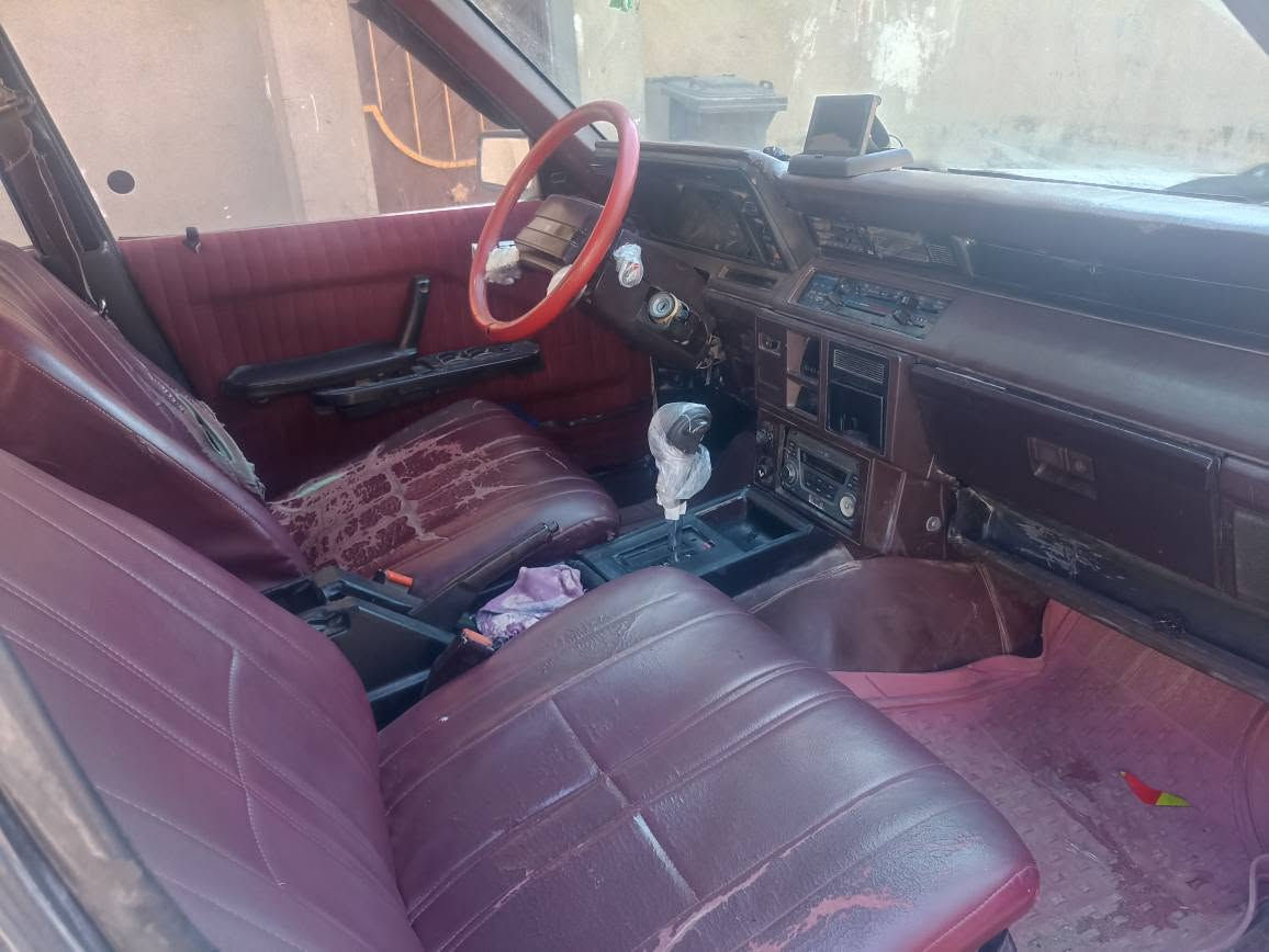 سلام عليكم سياره سوبر للبيع موديل 1985محرك بطه 2500 سيار كير تمامتيك  كير محرك شرط كهربايت كامل شرط والسعر 40$ لااستفسار اتصال على رقم *********** كركوك, العراق
