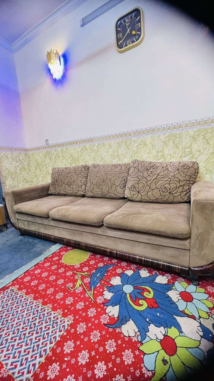 تخم تركي اصلي ثقيل بيع مستعجل قيم وخذ مكاني  مدينة الصدر ***********
