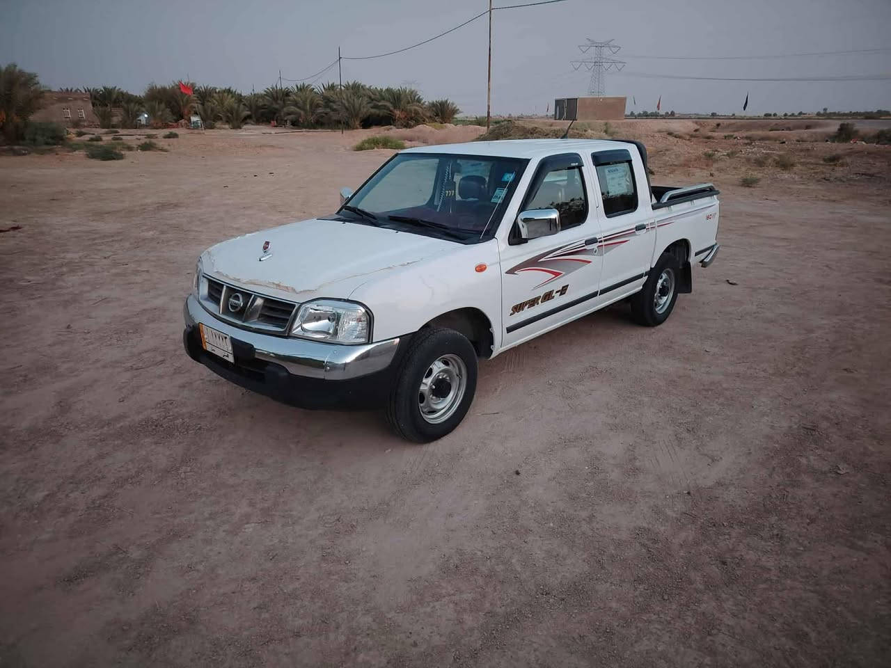 نيسان 2014 بيها بنيد وجاملق مبدلات باقي كفاله السعر 125 وبيها مجال *********** مكان سياره ديوانيه قضاء الشنافيه
