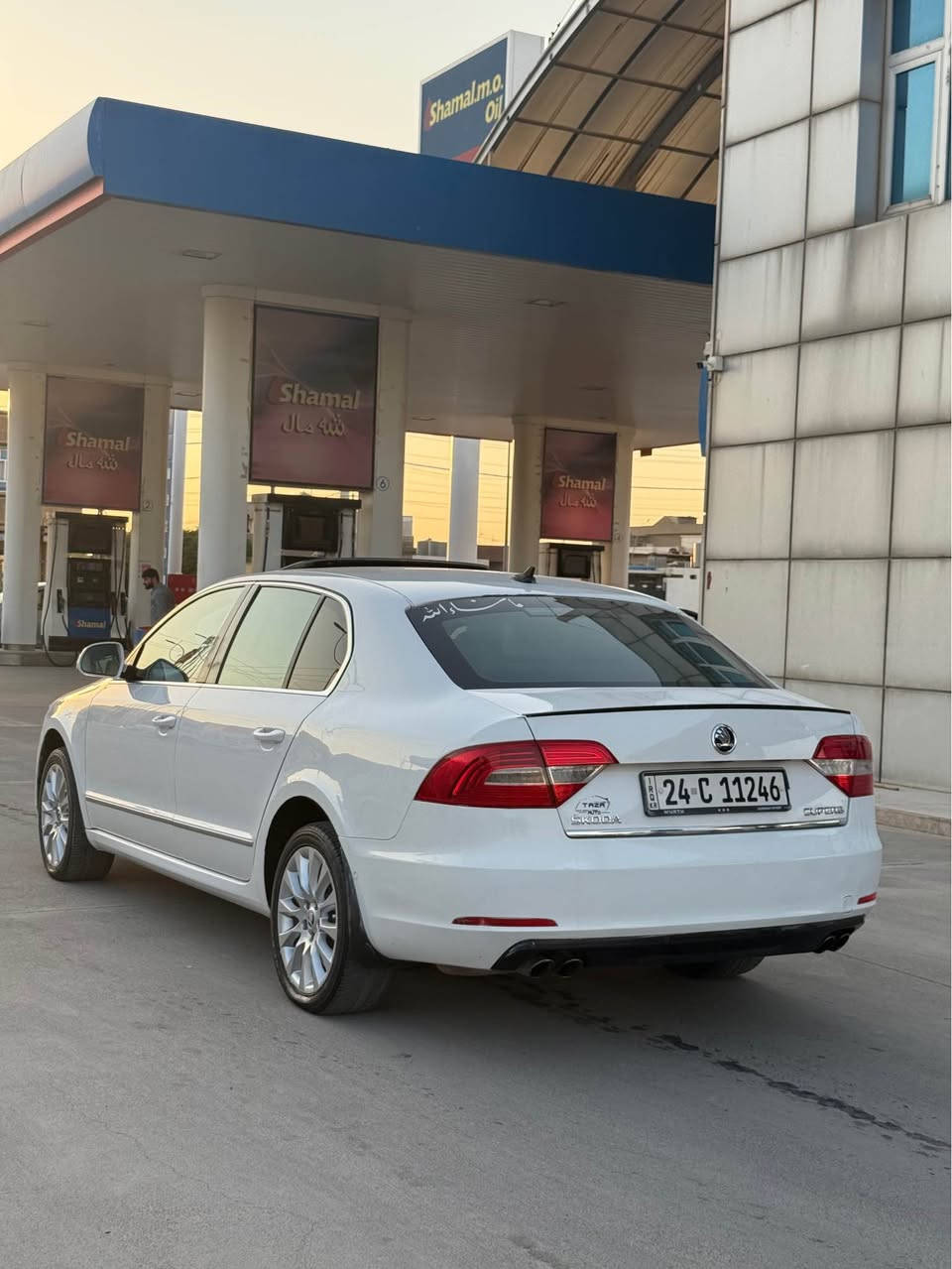 (***********) واتس ئاپی لە سەرە  

Skoda super B 2015 

شکل نوێی خەلیجی سفری ئێرەیە 

(نرخی ٧٨ وەرەقە و مەجالیکی کەم) 

سەیارەکە سێ  پارچەی سبوخە 
بێ ناوگرتن 
پێشو پشتی کەپسە 
 ئێڕباگی هیچ نەتەقیوە بە شەرت

ڕەقەم و سەنەوی نوێیە تا ٢٠٢٩ 
بە ناوی خۆمە 

مەکینە ٢.٠ تۆڕبۆیە ٤ پستۆن 
 
٦ گێڕ مەرخوبە

مواسەفاتی قەپات قەپاتە :-

‏‎١-کوشن هیتەر و کارەبای و جلد 

٢-‏‎ ئاوێنە کارەبای هیتەر و دژە تیشک

‏‎٣-جام پەردە (٣ پە‌ردە)‌ 

‏‎٤-جام کۆنترۆڵ (دادە‌خرێت و دە‌كرێتە‌وە‌ )

‏‎٥-فلچە‌ ئۆتۆ

‏‎٦-سەقف تاقەشەمسی سڵایت
‏‎لە‌ كاتی راگرتن لە‌بە‌ر خۆر ھە‌وای سارد دێنێتە‌ ژوورە‌ وە‌ 
‏‎بۆ ئە‌وە‌ی ناوی زۆر گە‌رم نە‌بێت 

‏‎٧-بەسمە

‏‎٨-ئۆتۆ پارک  (خۆی پارکین دەکات)

‏‎٩-حاسە پێش و دواوە‏

‏‎١٠-سستەمی دژە خلیسکان 

‏‎١١-سستەمی کەمی هەوای تایەکان

‏‎١٢-سستەمی تەواو بونی بەنس

‏‎١٣-لایت زینۆن ئۆتۆماتیک و کلینەر 

‏‎١٤-تەبرید مەرکەزی 

‏‎١٥- ١٠ ئێرباگ  ‏‎

نرخیشی 78 وەرەقە و معامەلە

***********
سەیارەکە لە هەولێرە أربيل, العراق
