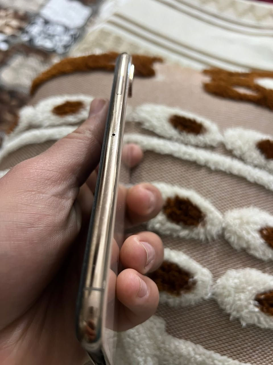 iPhone Xs Max
نموذجA/A

ذاكره 256

بطاريه 77 

دبل سيم كارت 

الجهاز وتر ممفتوح نضافه فول 100%

السعر 250 وبي مجال 

بغداد الشعله


**إذا كنت صاحب هذا الإعلان وتريد حذفه لأي سبب، رجاءا أرسل رسالة إلى الدعم الفني**