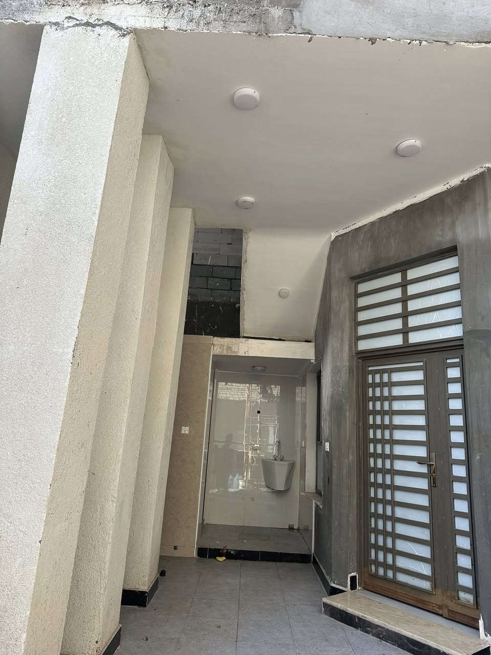 يا الله اللهم صل على محمد وال محمد السلام عليكم ورحمه الله وبركاته مكتب الضامن نحن مستعدون لتجهيز بناء البيوت من هيكل و لبخ وصبغ ومعجون  وتاسيس الكهرباء و باي فيتر ولدينه كوادر متخصصه وبحرفيه بعمال السطوح من الفلام كوت والزفت الحار وابارد ولباد والايزوكام  والشتايكر وصلاح السطوح المتضرره من الماستك وبسعار مناسبه 
للتواصل ولستفسار اتصل علا الرقام التاليه 
رقم الهاتف :***********
