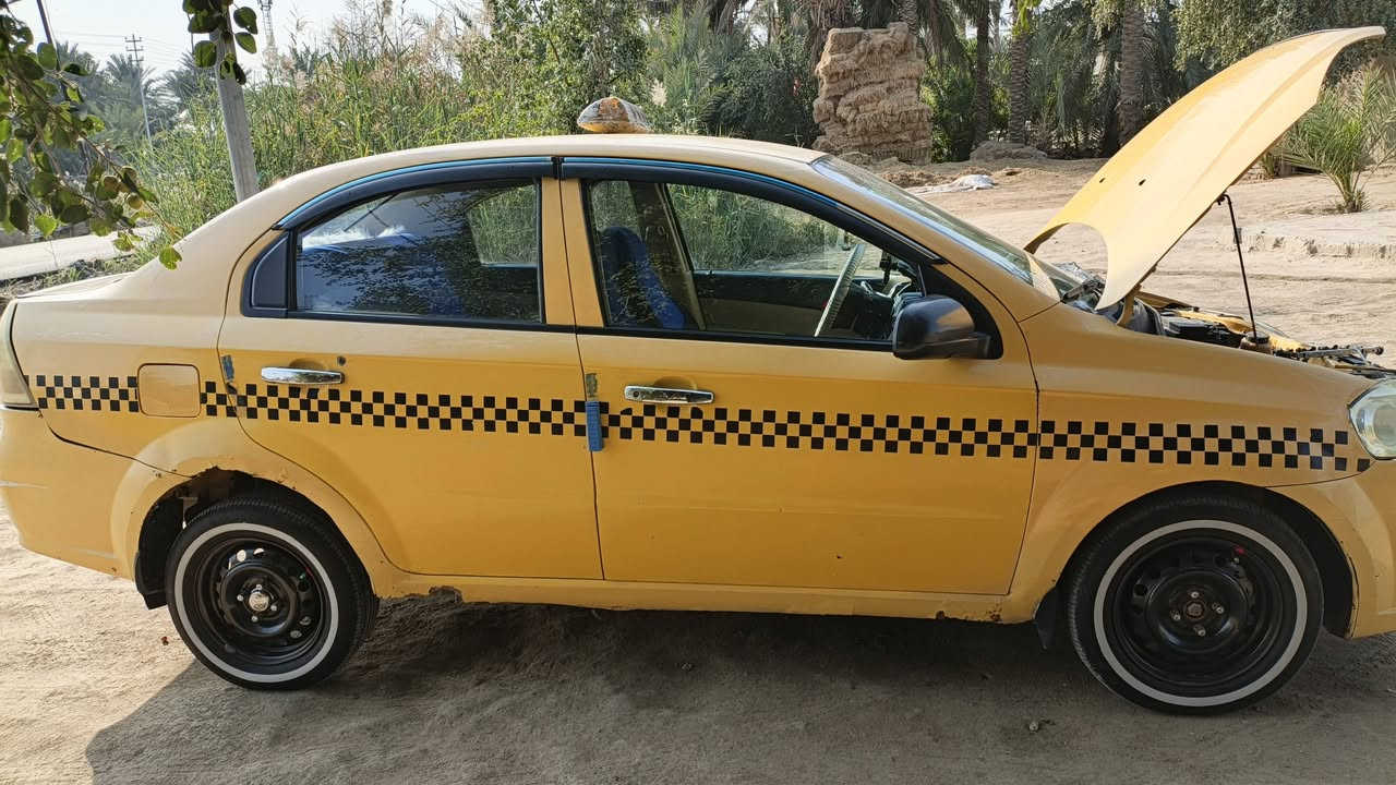 افيو موديل 2010 مكفوله من التبديل بيه صبغ شويه بالبنيد كير مكفول حداديه جديده تخم تاير جديد مكينه بيه بخار قليل السعر 50وبيه مجال النجف /عباسيه ***********
