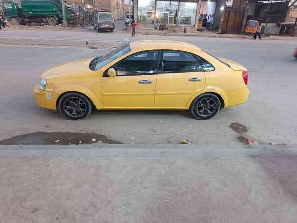 السلام عليكم للبيع اوبترة موديل 2012 سيارة خير من الله مانقصهة اي شي كير مكينة تبريد جدد شديتهن قبل شهرين للعلم السيارة كير عادي بلادي بغداد بسمي سعرها 65 وبيهة مجال بغداد مدينة الصدر ***********
