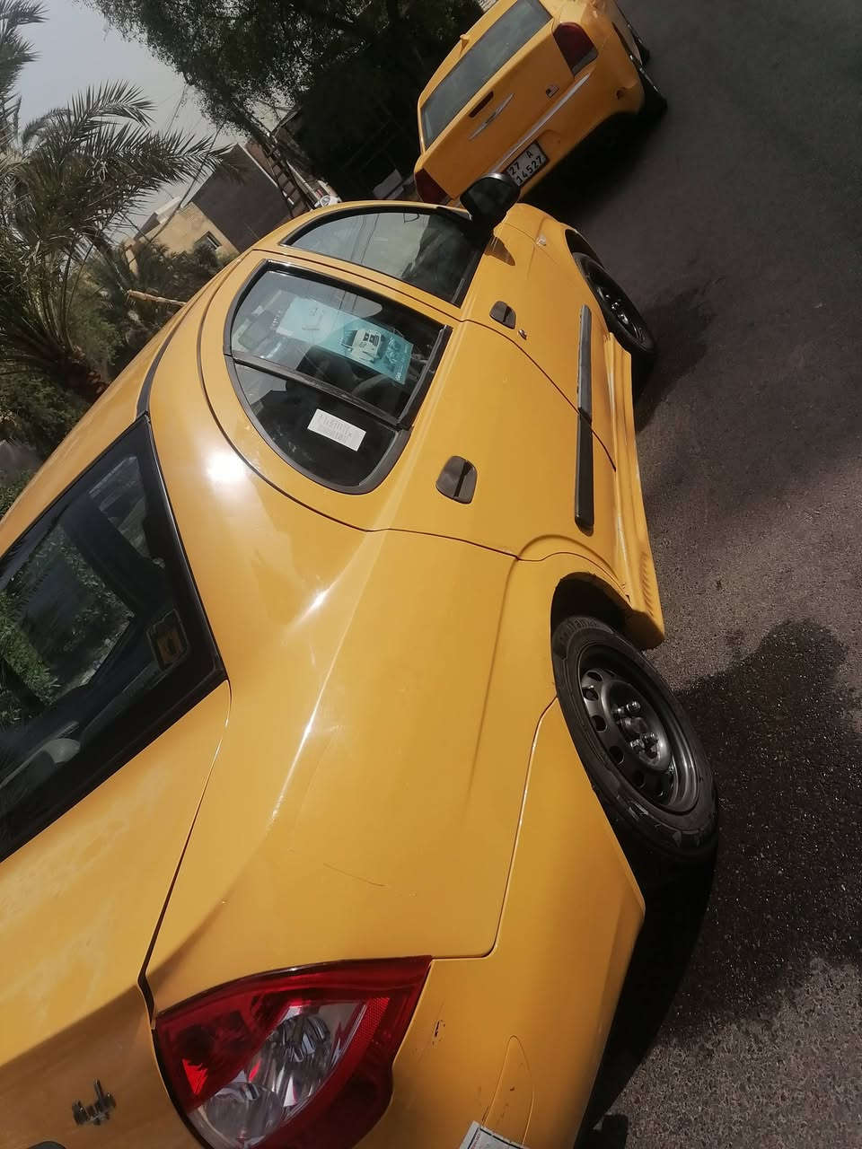 سلام عليكم طيبه للبيع ٢٠١٥ السيارة بيهه جاملغ الايسر الامامي
مصفره هيئه وعليهه غرامه ٣٠٠ السعر ٣٥ الرقم *********** 
ََ
