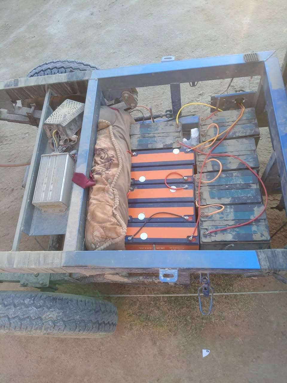 السلام عليكم ستوته شحن للبيع حجم كبير عدد البطاريات ١٠ مكان الفلوجة ***********
