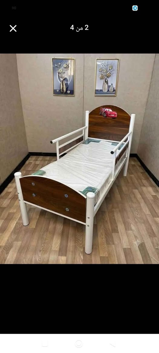 سرير اطفال اصلي درجه اولى

صناعة ايراني هيكل ومتين وقوي تصميم حلو مريح 

للنوم تصميم انيق و مميز ويناسب للغرف 

صناعة درجة اولى 

السعر90الف  فقط 

التوصيل مجاني داخل كربلاء فقط 

مراسله على الواتساب او على الماسنجر الرقم  *********** Singapore
