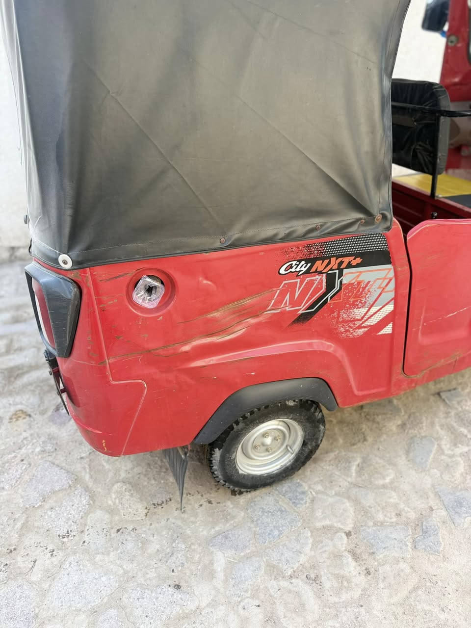 سلام عليكم بياجو 2023 نضافتهه شوف العين سعرها 4000000 وبيهه مجال لشراي عنواني بصره شط العرب 

***********
