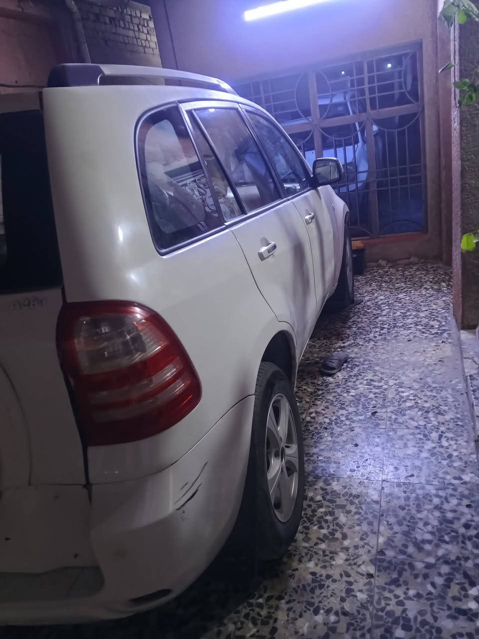 سلام عليكم سياره جني وي موديل 13 مال مزاد سياره حلوه كير مكينه بلادي صدر جديد  كهربائيات كامله بغداد حي نصر ***********
