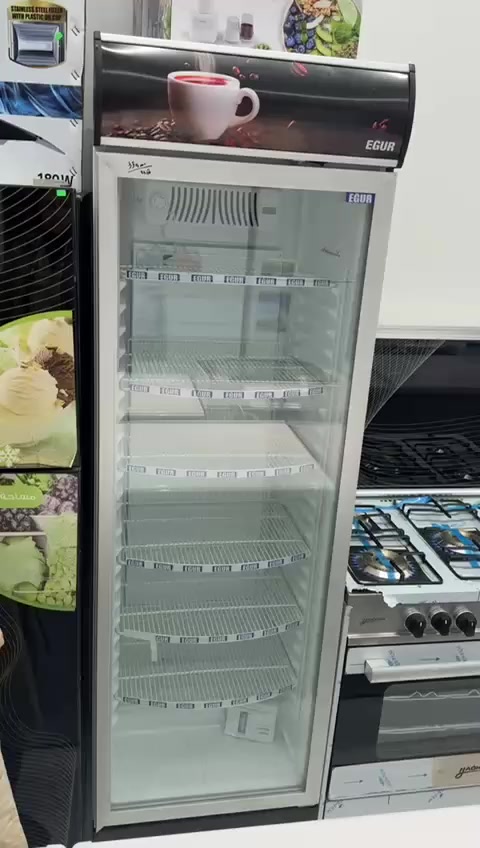 ثلاجه العرض الزجاجية .....من شركة الهفهاف 
ثلاجة العرض الزجاجية من ماركة EGUR
اختيار مثالي للمحلات والبيوت حتى تبقى المشروبات والمواد الغذائية باردة وجاهزة للعرض بشكل مرتب وأنيق.
المواصفات:
باب زجاج شفاف يوضح كل المحتويات
رفوف داخلية متعددة وقابلة للتعديل
تبريد قوي وتوزيع هواء داخل الثلاجة
سعة مناسبة لعرض كمية كبيرة من المنتجات
تصميم عملي وأنيق يناسب المحلات
استهلاك كهرباء اقتصادي
المميزات: تبريد مستمر – ترتيب أسهل – عرض أجمل للمنتجات
 #مودرن #الأثاث #اثاثك #اثاث_مودرن #اجهزة_كهربائية #الشعب_الصيني_ماله_حل #اثاث #ترند #الضمان #الهفهاف #العراق #اثاث_منزلي #ترندات #اكسبلور_فولو #شركة_الهفهاف #ترند_العراق #اجهزة_كهربائيه #أجهزة_كهربائية_صغيرة


**إذا كنت صاحب هذا الإعلان وتريد حذفه لأي سبب، رجاءا أرسل رسالة إلى الدعم الفني**