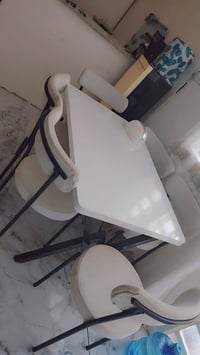 ٦ كراسي • مستعجلة • توصيل