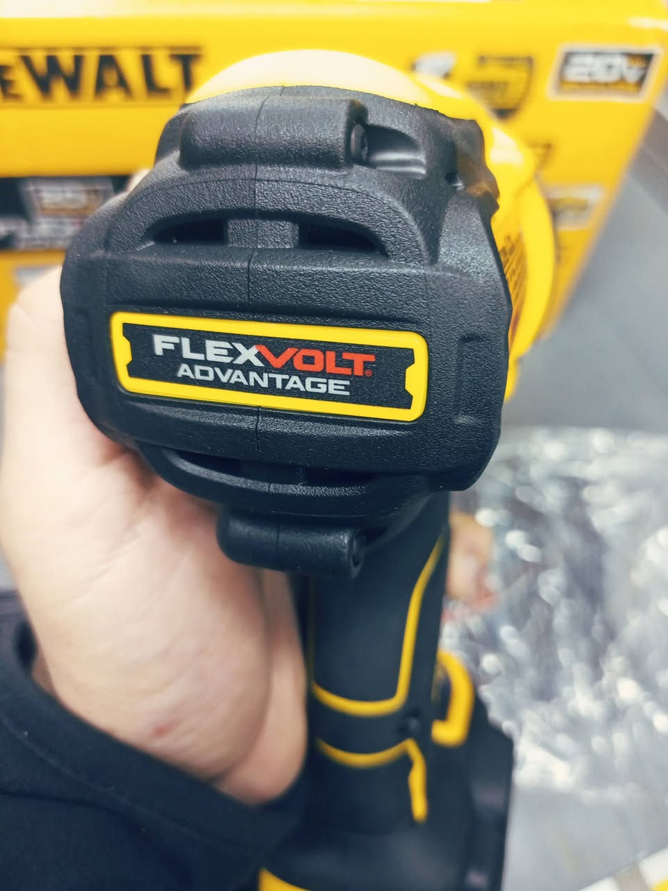 ديولت ٩٩٩
اصلي جديد 
مكسيك 
٢٠٢٥ 
السعر ٢٢٥ الف 
مكاني بغداد حي العدل 
يوجد توصيل 
***********
