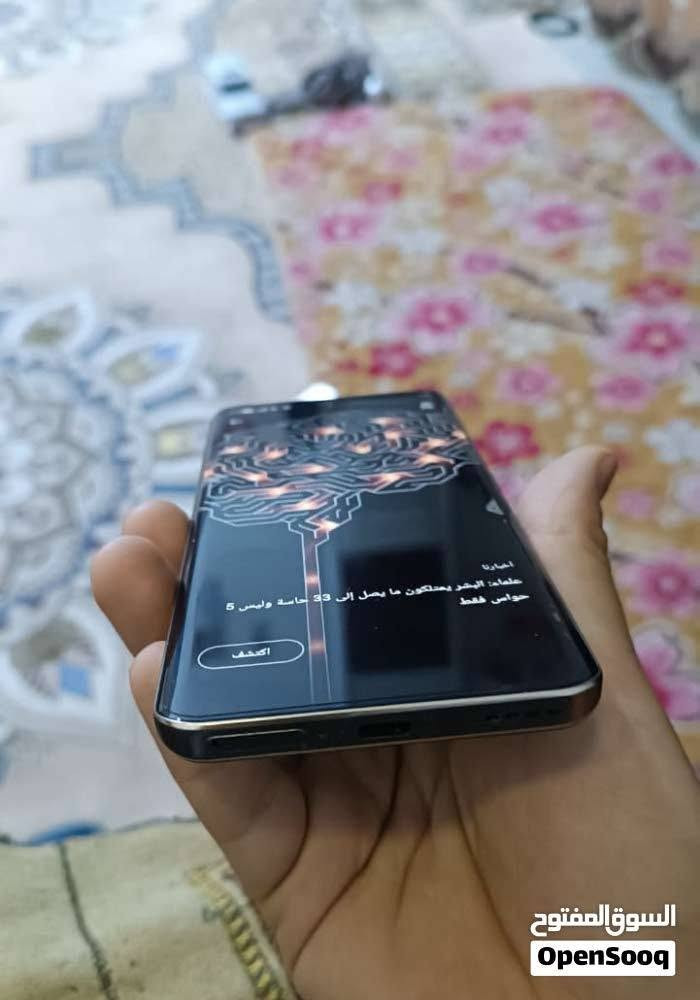 للبيع هاتف ريلمي 13 برو (5 5G (Realme 13 Pro - نظيف جداً
المساحة : 512 جيجابایت

الرام 12 جيجابايت

المعالج : 2 Snapdragon 7s Gen (ممتاز للألعاب والاستخدام الثقيل)

الشاشة : AMOLED منحنية، بتردد 120 هرتز سلسة جداً وألوانها ممتازة)

الكاميرا خلفية 50 ميجابكسل مع مثبت بصري OIS + كاميرا سيلفي 32 ميجابكسل

البطارية : 5200 مللي أمبير تكفي للاستخدام الطويل مع شحن سريع 45 واط

الصوت سماعات ستيريو مزدوجة

ما عندي توصيل 

السعر 350 ألف 

للتواصل على هذا الرقم 

***********1
