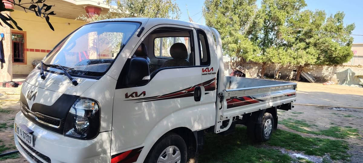 سلام عليكم كيه حمل للبيع موديل 2019 كفاله عامه رقم واسط تحويل مباشر *********** سنويه نكليزي مشروع وطني سياره جاهزه السعر 122بيها
