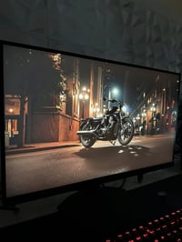 شاشات • منحنيه • توصيل