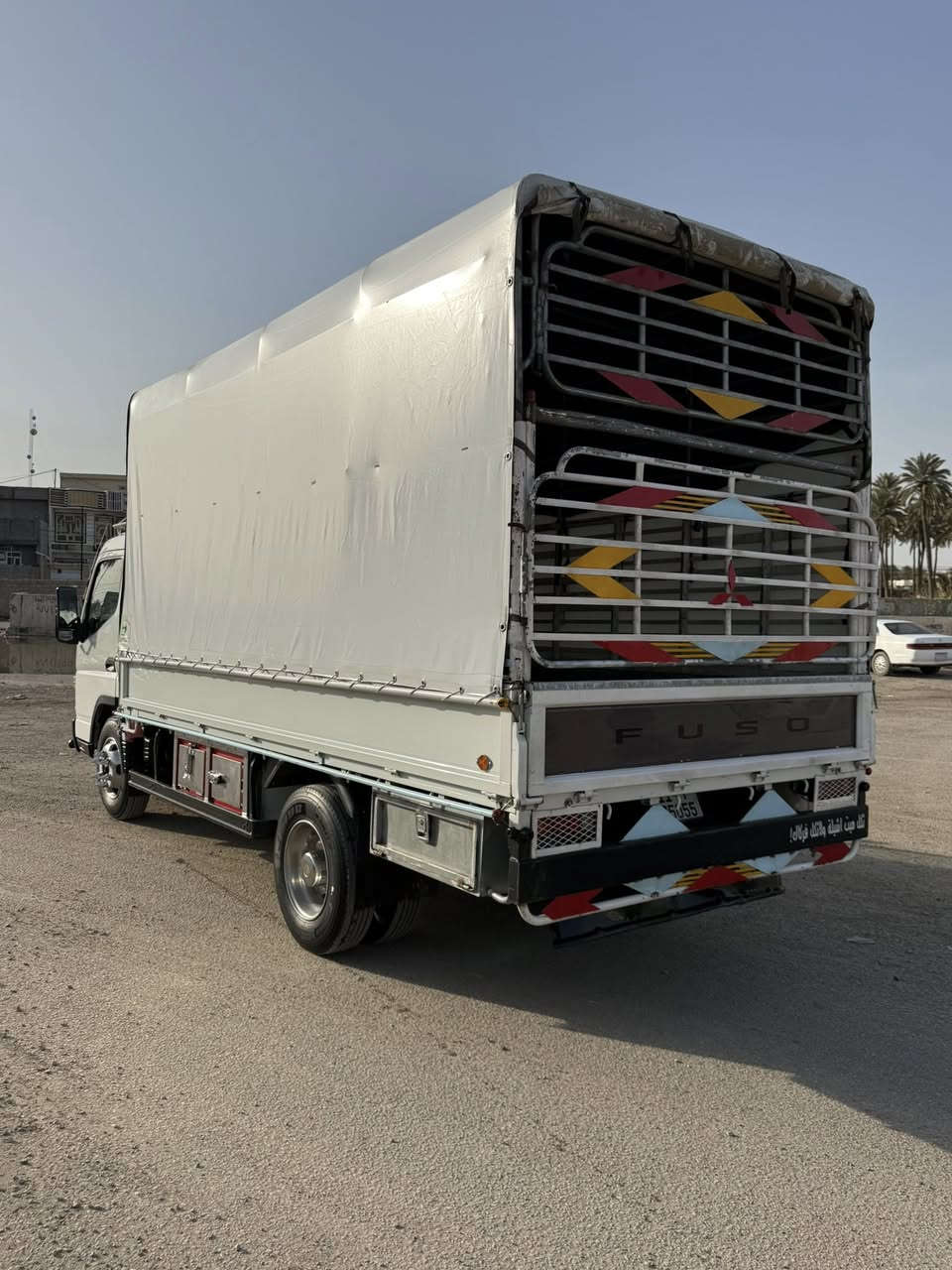 سلام 🙋🏻 عليكم 2025 للبيع ماشيه 111  رقم بغداد  تحويل ثاني يوم باسمي  300 ورقه وبيها مجال  شي قليل للشراي مكاني ديالى  ***********
