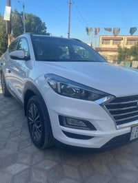 للبيع توسان ٢٠١٩ السيارة فول بانوراما بصمة كرسي السايق كهرباء خليجي وك...