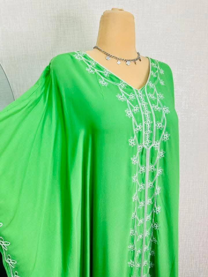 مخاور وكلبيات نسائي
خامات درجه أولى
⤵️⤵️

للحجز والاستفسار يرجى مراسله الصفحه
رقم هاتف واتساب ***********
توصيل بسماية 1000
بغداد 5000
محافضات 6000
يوجد دفع عن طريق الماستر كارد ✅💵
